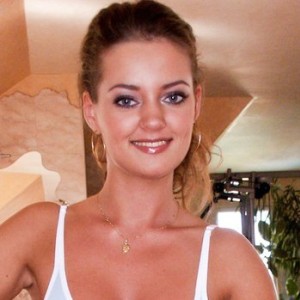 ХХХ порно транни сорады және сорып алады