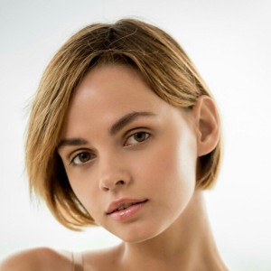 Жалаңаш жетілген қазақ әйелі Жасанды қынаппен мастурбацияны қалай жасауға болады